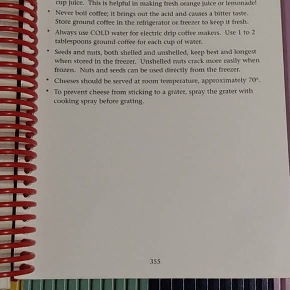 Vtg community cookbook - Picture 3 of 4